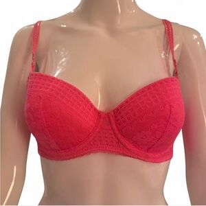Stella McCartney neon pink lace bra with beautiful shoulder straps in sz 32D.